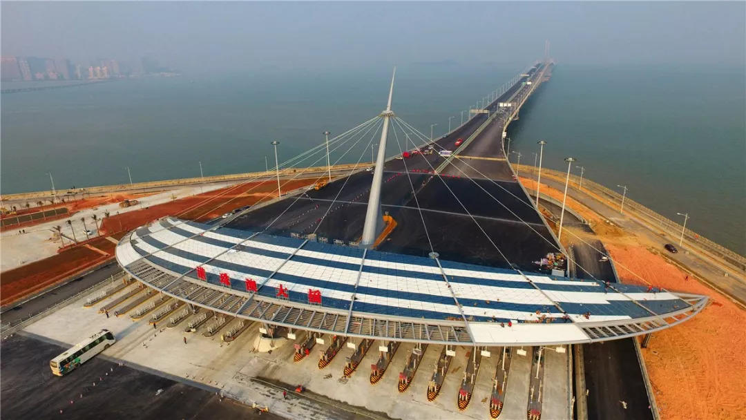 New Bridge To Start Battle Between Coaches&Ferries To Macau&ZH