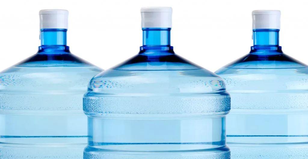 7 Surprising Benefits of Drinking Water on Empty Stomach