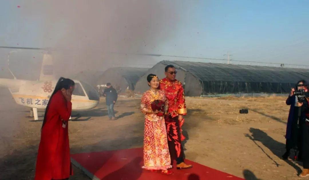 Over-the-top Weddings in China! Latest Target for Reform!