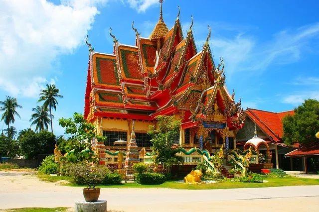 5 Reasons Why You Should Invest in Bangkok!
