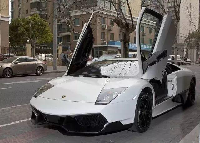 RMB 30,000 for Lamborghini? Are You Kidding?