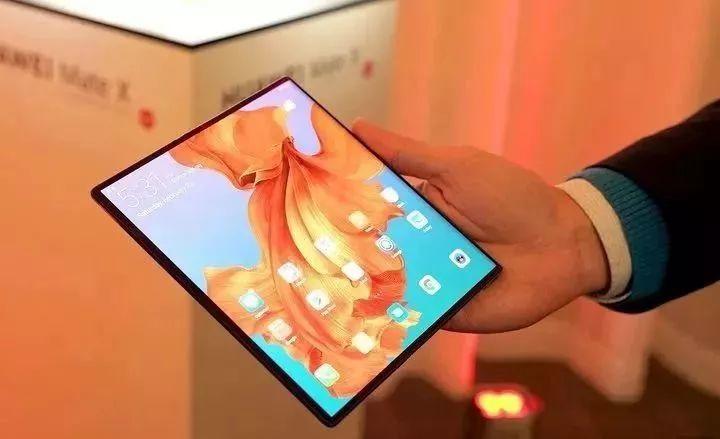 Crazy? A Foldable HUAWEI Phone in 17,500RMB Just Released!