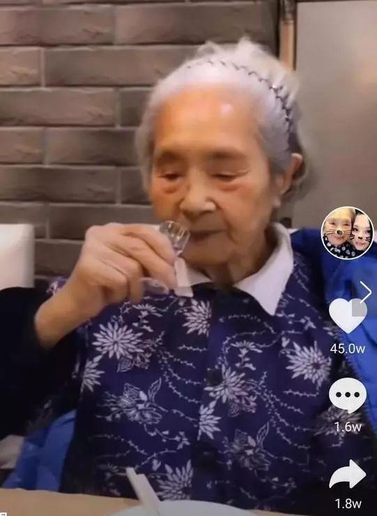 98-Year-Old Grandma Goes Viral for Her Love of Cola...