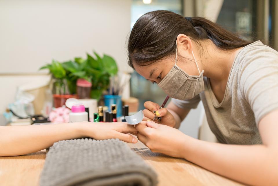 Nail Salon Workers Are Exposed to Cancer-Causing Chemicals?!