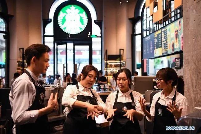 To Order Coffee in Starbucks Without Any Words!