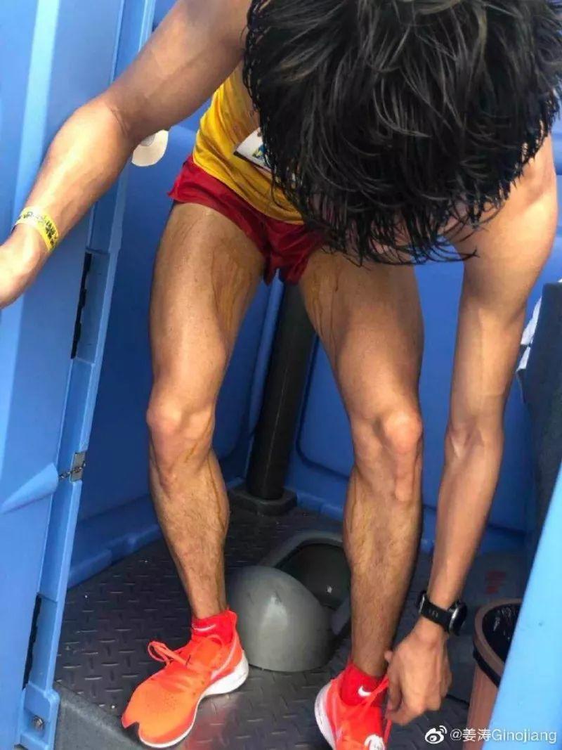 Chinese Runner Suffers Surprise Diarrhea During Half Marathon
