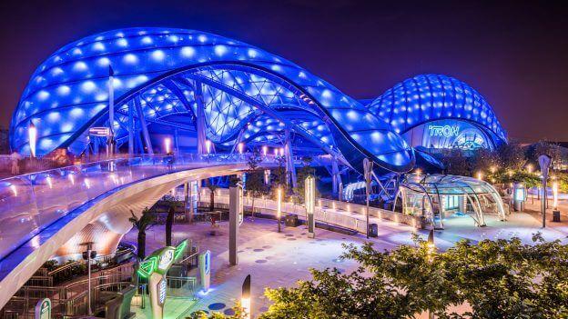 Unfair Clause? Shanghai Disneyland Sued for Food Policy!