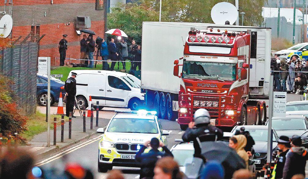 Breaking! 39 Found Dead in UK Lorry Believed All to be Chinese!