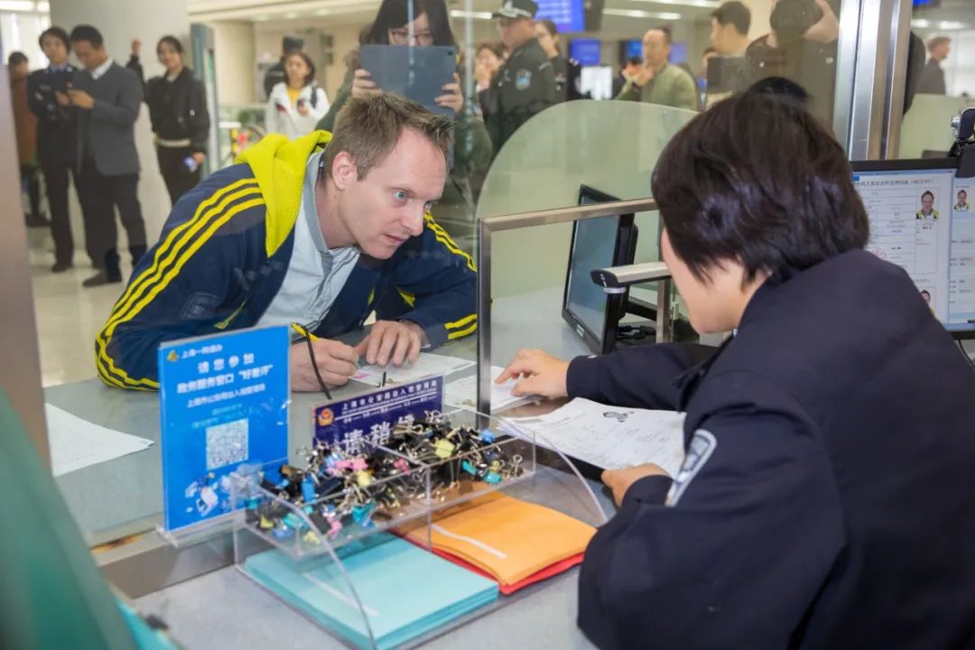 More Facilitations for Foreigner's Work Permit in China!