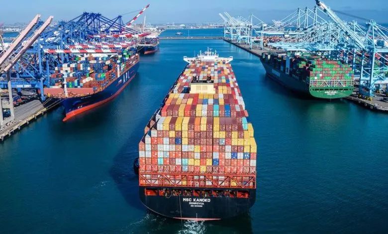 亚马逊封号升级，欧洲两大港口拥堵、香港16艘船起火、各大船公司FAK和GRI价格上调、出口埃及新规等